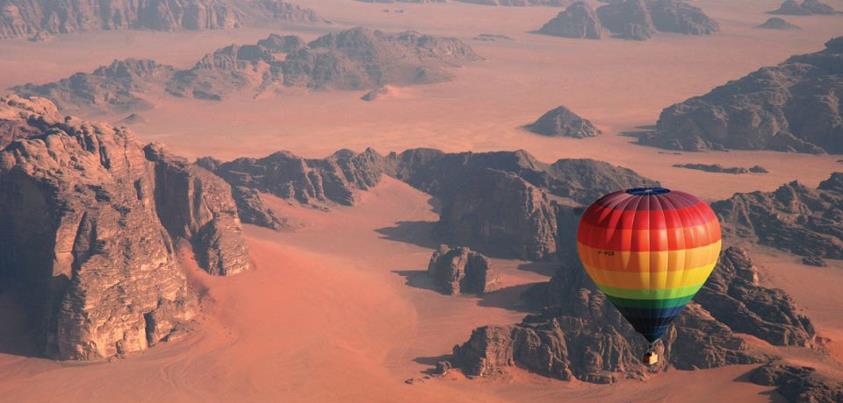 Wadi Rum balloon